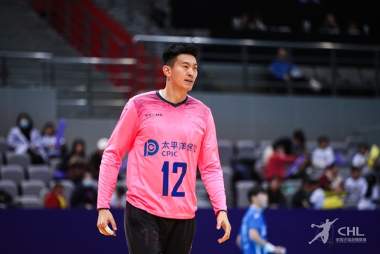 太平洋保险江苏队在苏州分站以33比30击败华体，