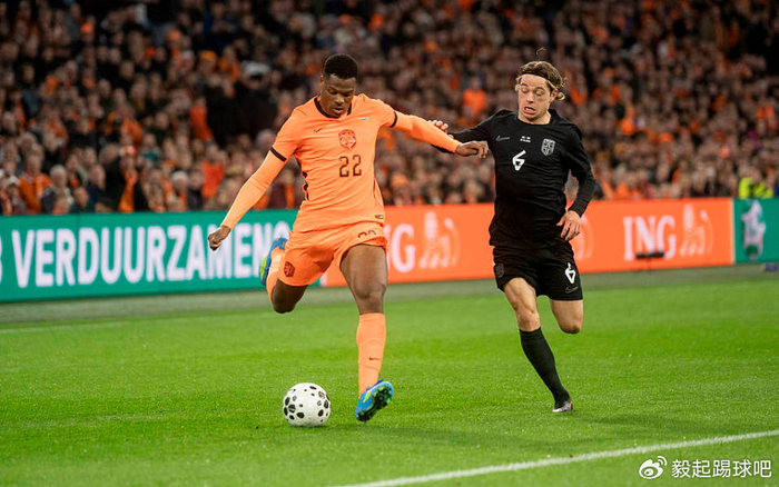 曼联右路困境或迎破局者 邓弗里斯解约条款成关